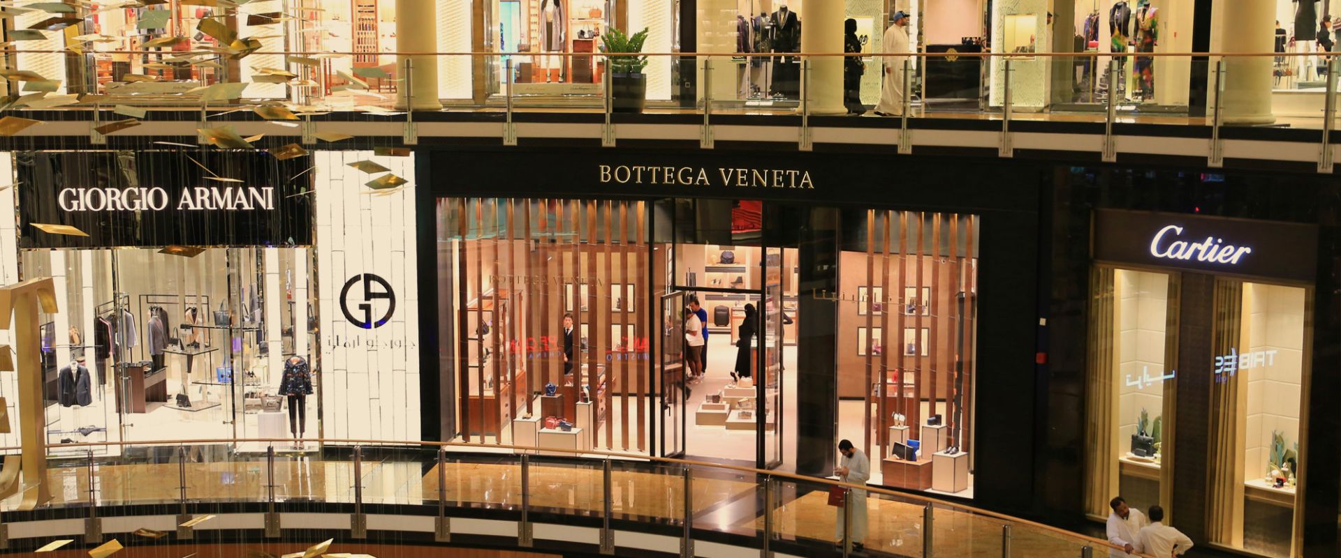 Luxury retail branding in exclusive shopping centre