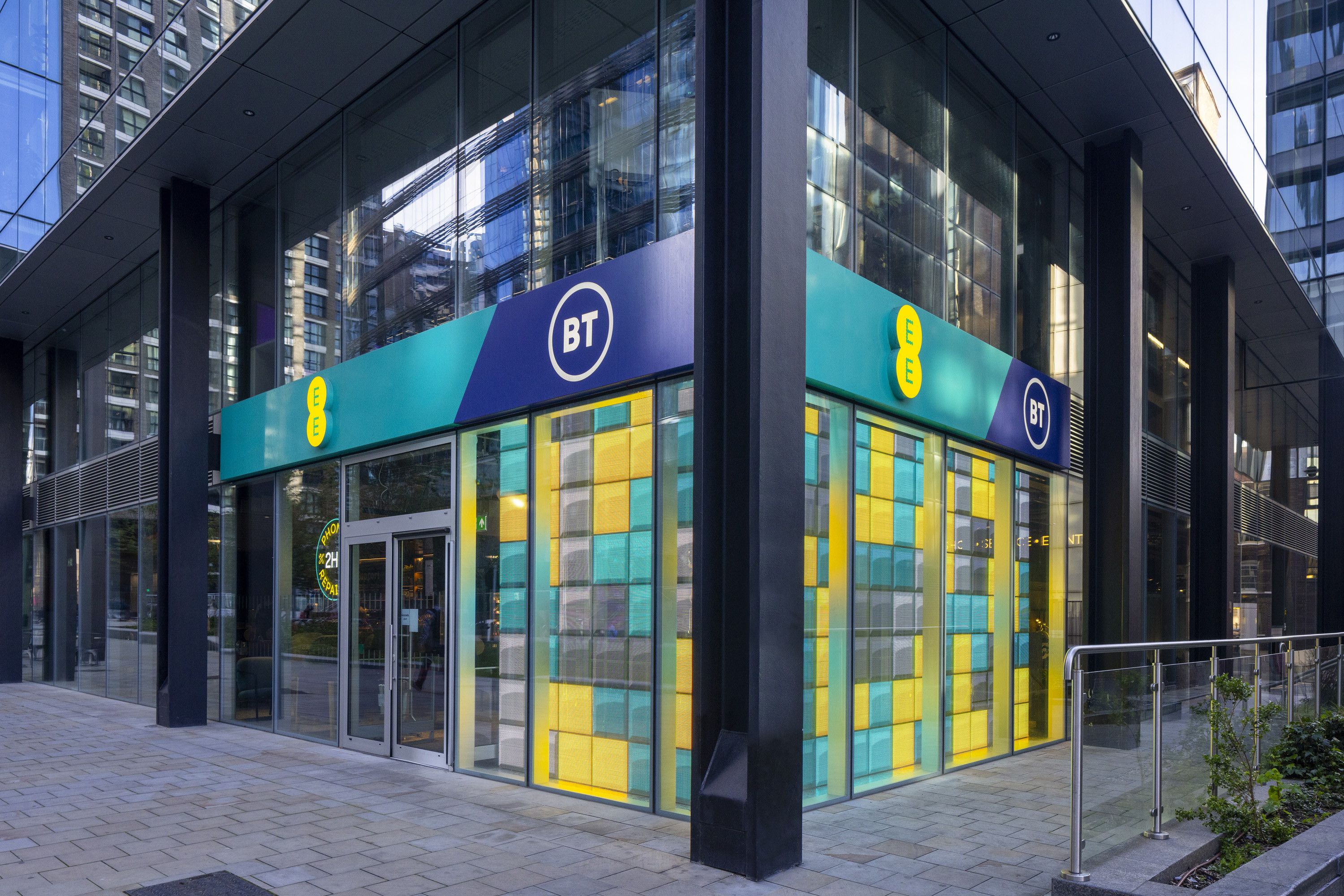 Global brand rollout for BT | Pearce Signs