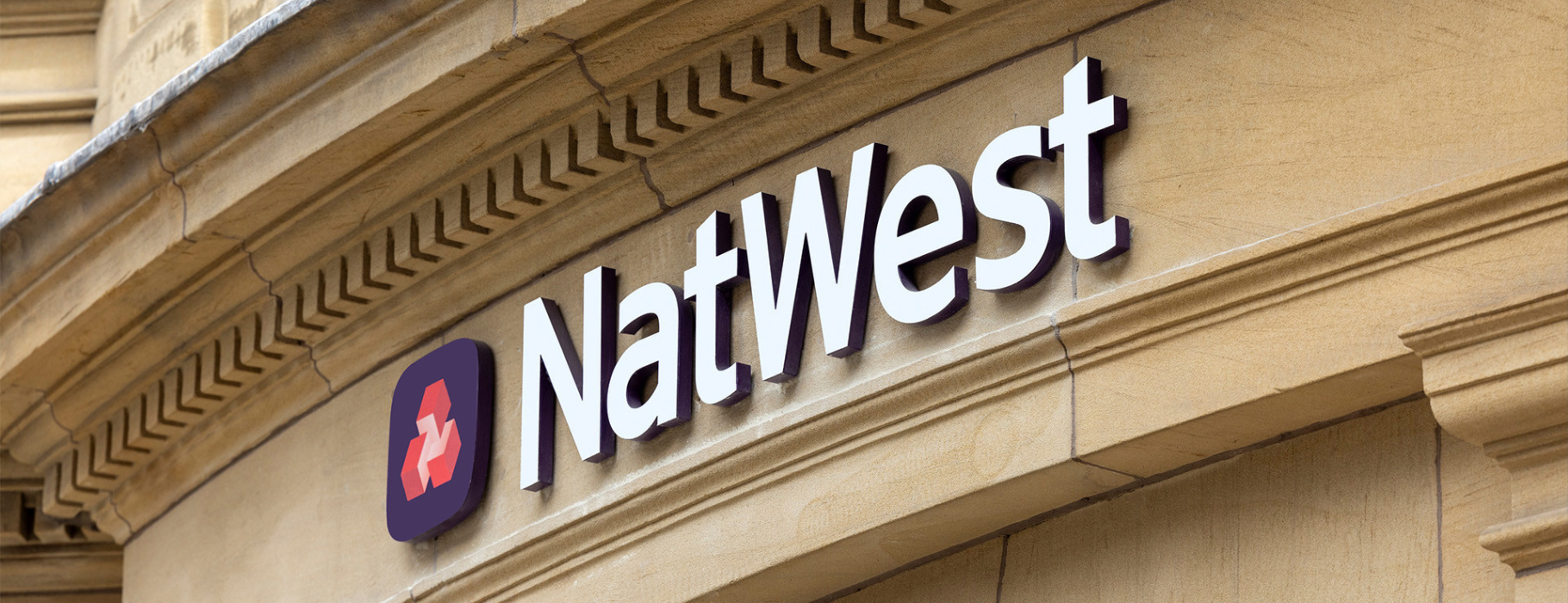 Developing a cost effective sustainable signage roll-out strategy for this major UK bank