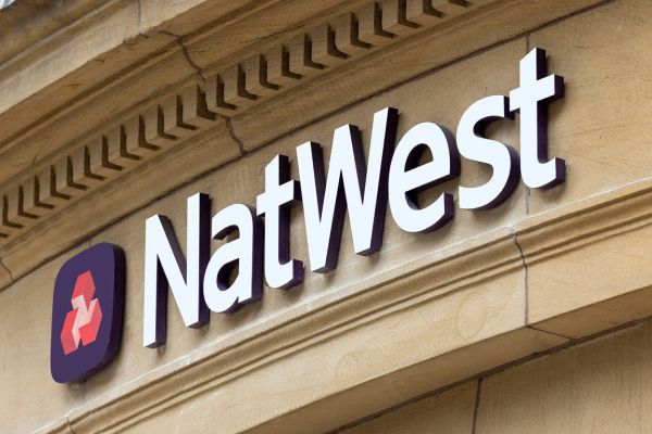 Developing a cost effective sustainable signage roll-out strategy for this major UK bank