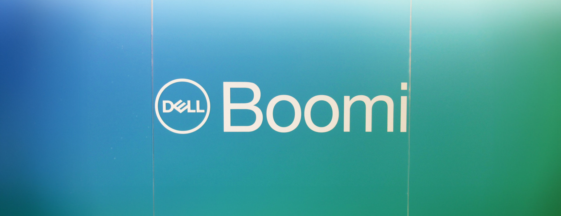 Helping a global brand identify and implement its new corporate identity, from prototype to full rollout.