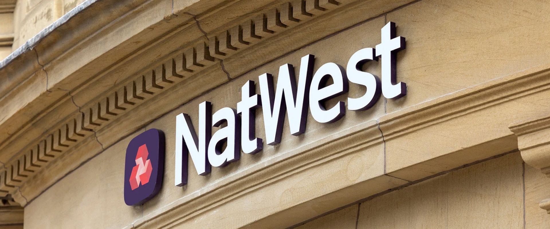 Sustainable best practice implemented for NatWest signage programme.